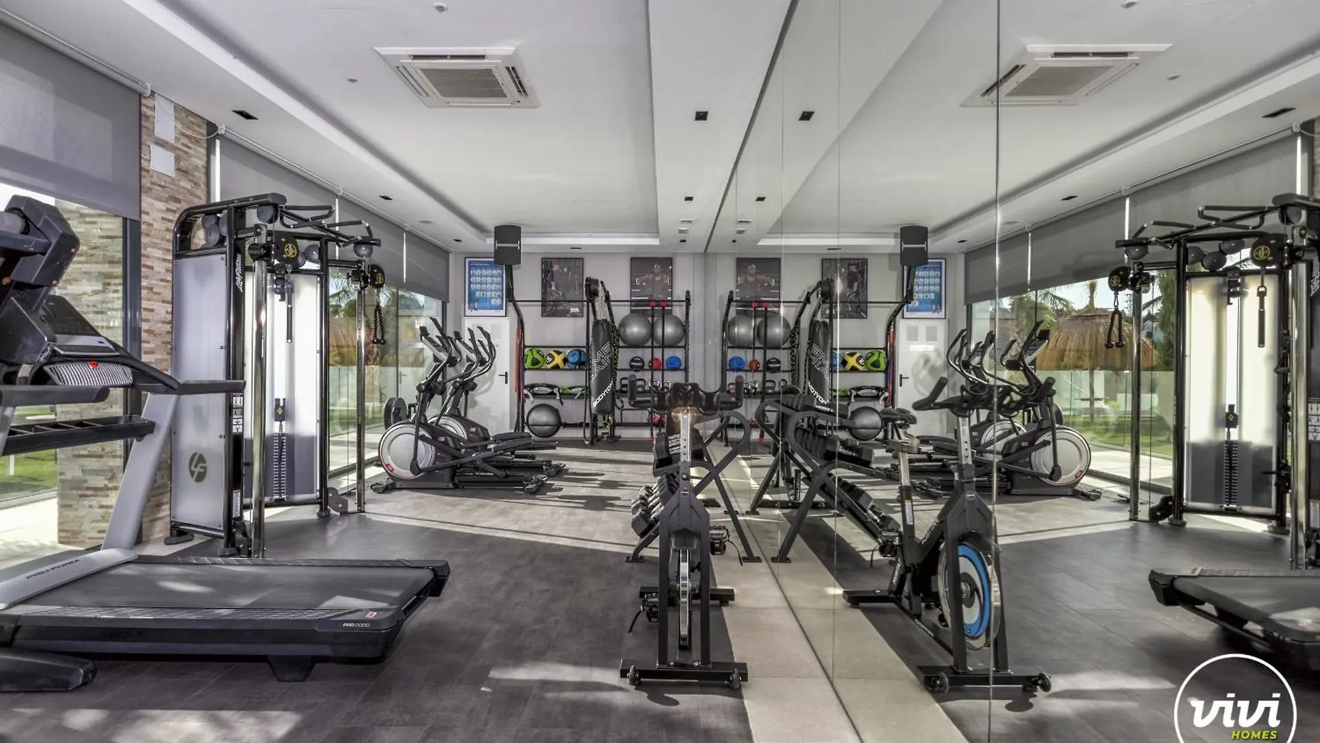 Feriehus Zoey - Pool, Gym, Terrace & Golf Villa Marbella Spanien